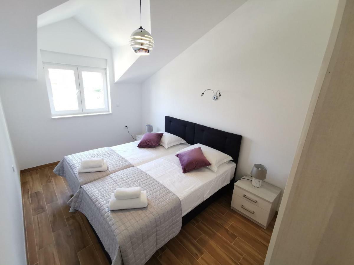 New Apartments 9 Minutes From Split Airport Kaštela Εξωτερικό φωτογραφία